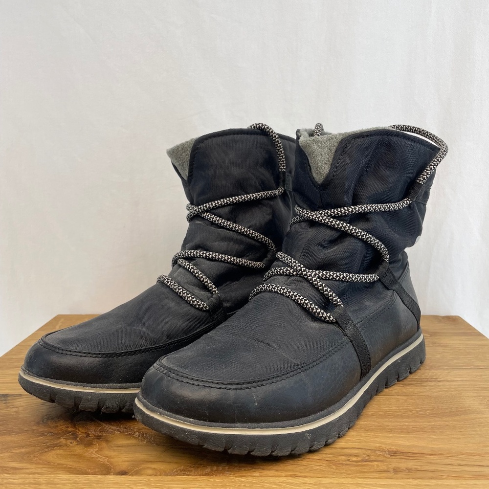 Sorel Winter Boot Waterproof Tie Up Black Women’s Size 9